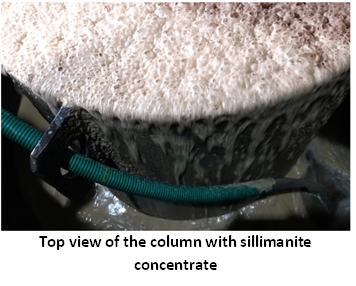 Top view of the column with sillimanite concentrate