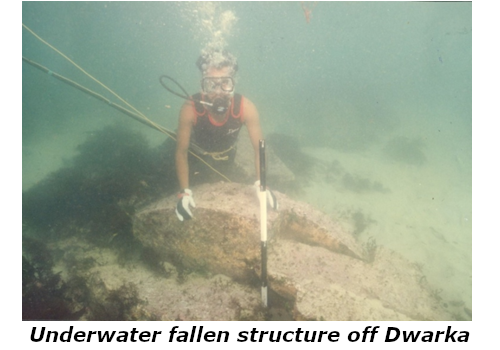 Underwater fallen structure off Dwarka