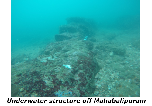 Underwater fallen structure off Mahabalipuram