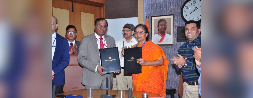 MOU signed for collaborative R&D, establishment of research facilities and training & skill development for capacity building between CSIR, India and ONGC.