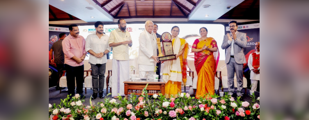 Dr N Kalaiselvi, DG, CSIR & Secretary DSIR, was honoured to receive the prestigious 6th APJ Abdul Kalam Award from the Hon’ble Governor of Kerala, Shri. Arif Muhammed Khan