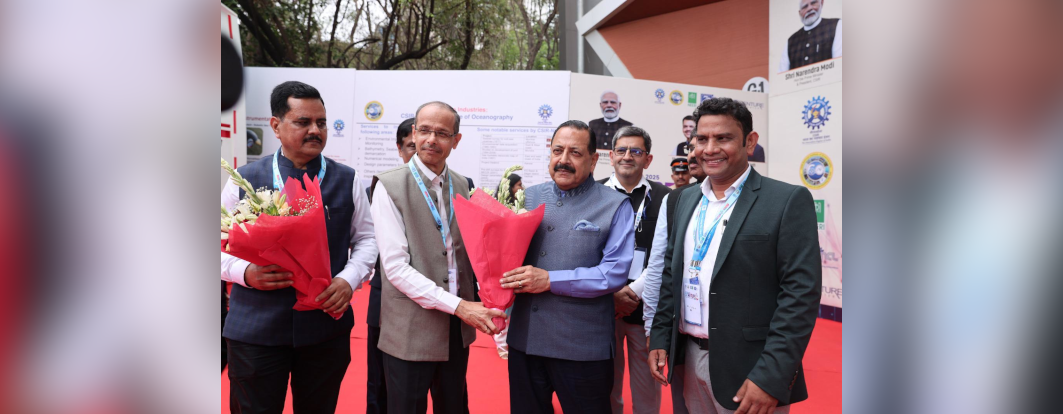 Union Hon'ble Minister Dr Jitendra Singh arrived at the venue of CSIR Startup Conclave 2025, Mumbai. 